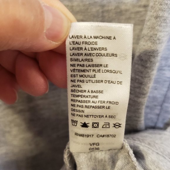 YOUTH Light Heather Grey Converse Sneaker Graphic T-Shirt-Size: Large or 12-13yr - Picture 2 of 8